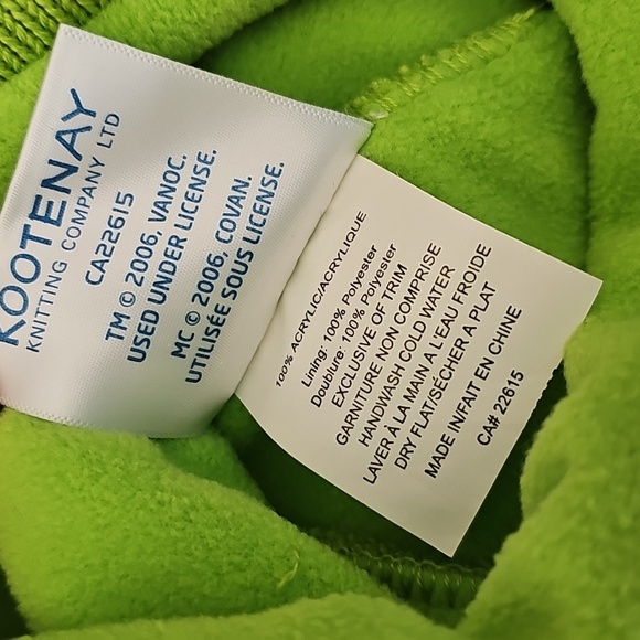 NWT 2010 Canada Olympics Kootenay Knitting Sumi Mascot Beanie, Youth Size - Picture 8 of 10